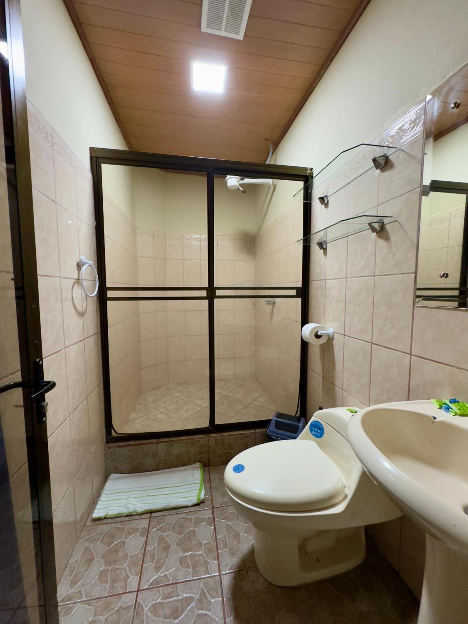 Casa Quepos Hotel Kültér fotó